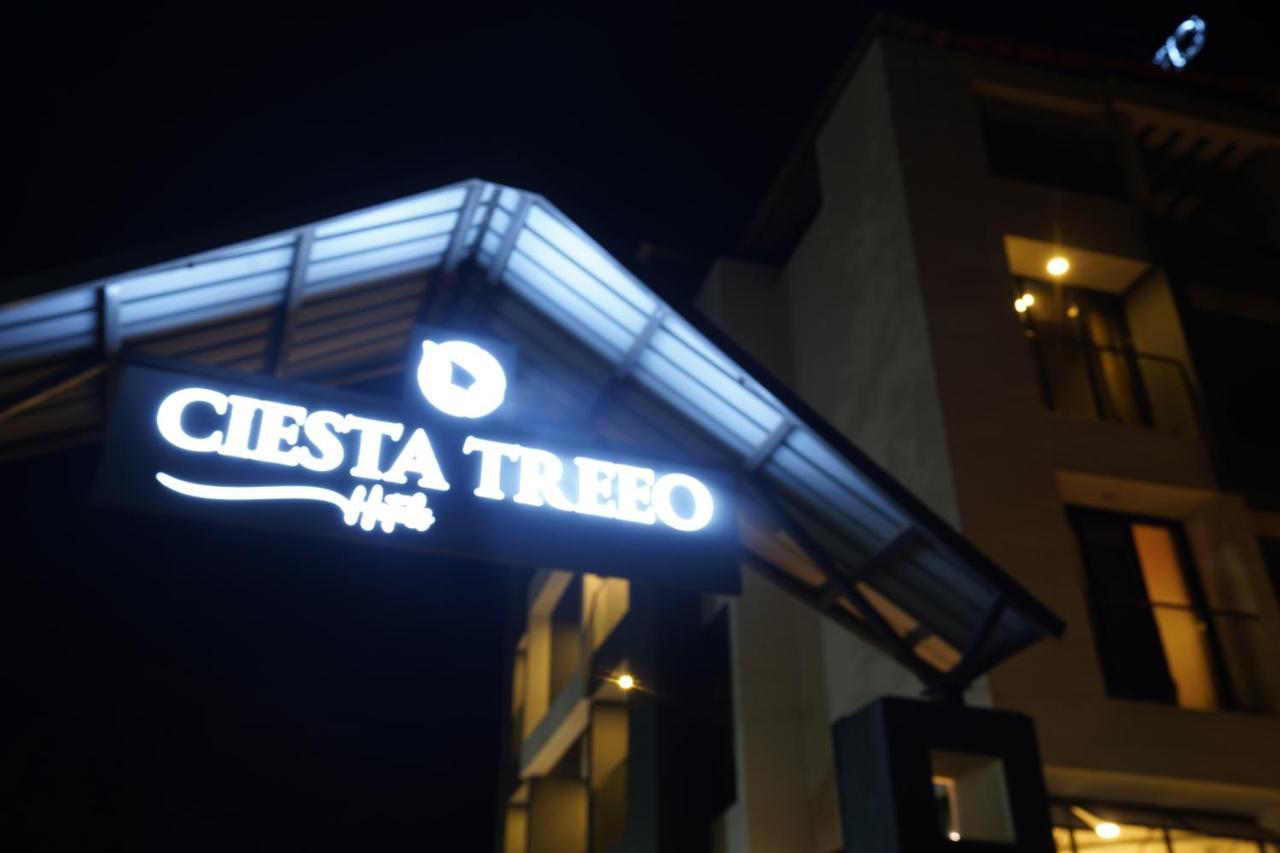 Hotel Ciesta Treeo Lonavala Esterno foto